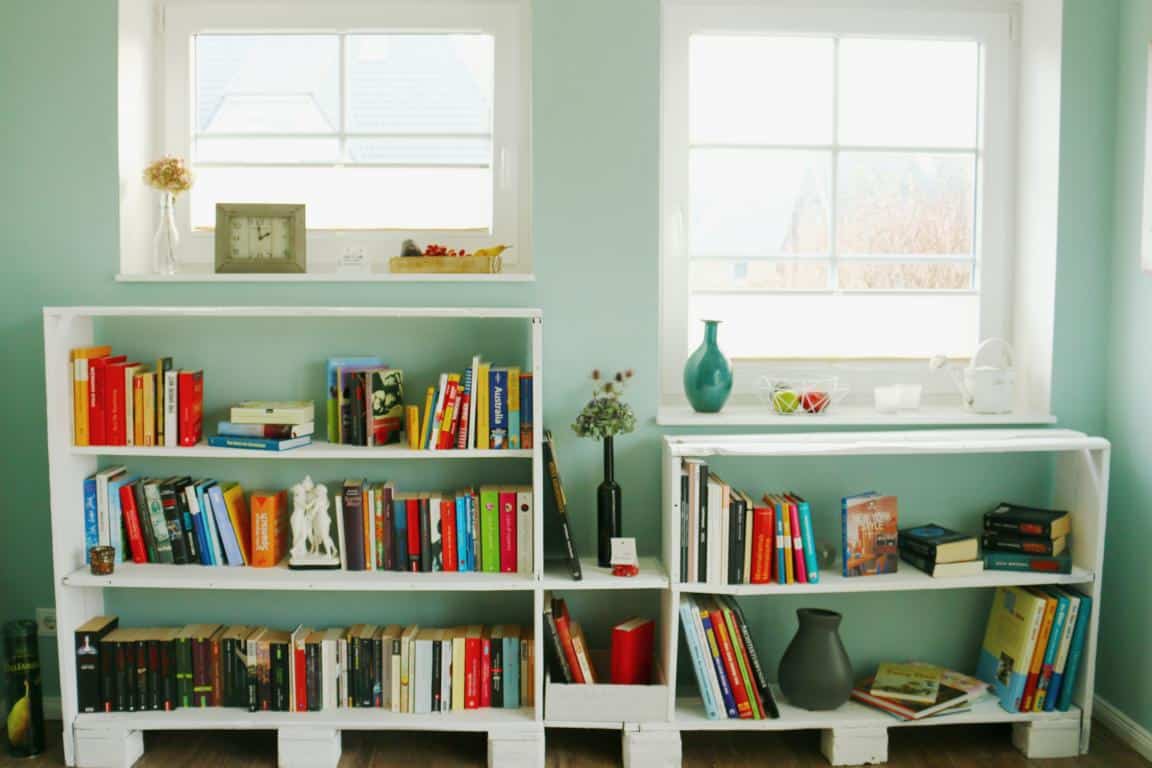 Bücherregal-aus-Paletten-Palettenregal