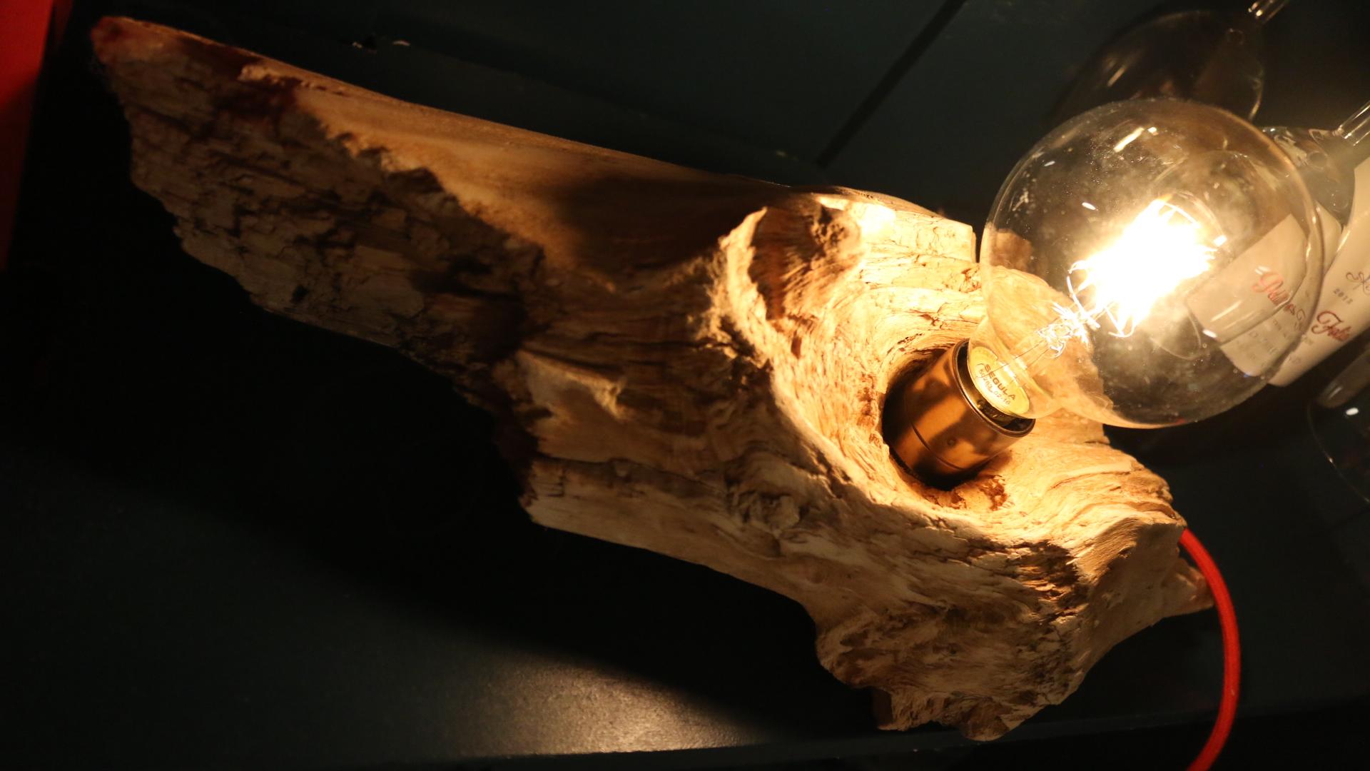 Fundholz-Vintage Lampe