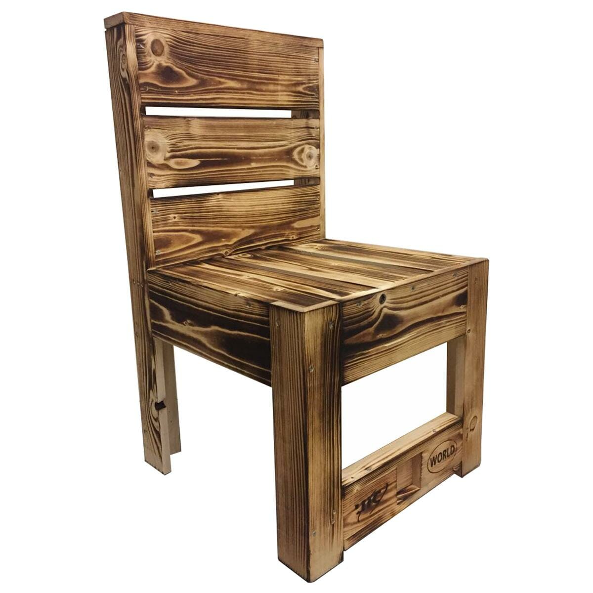 ᐅᐅ Geflammter Stuhl aus Paletten | Europaletten Möbel Shop