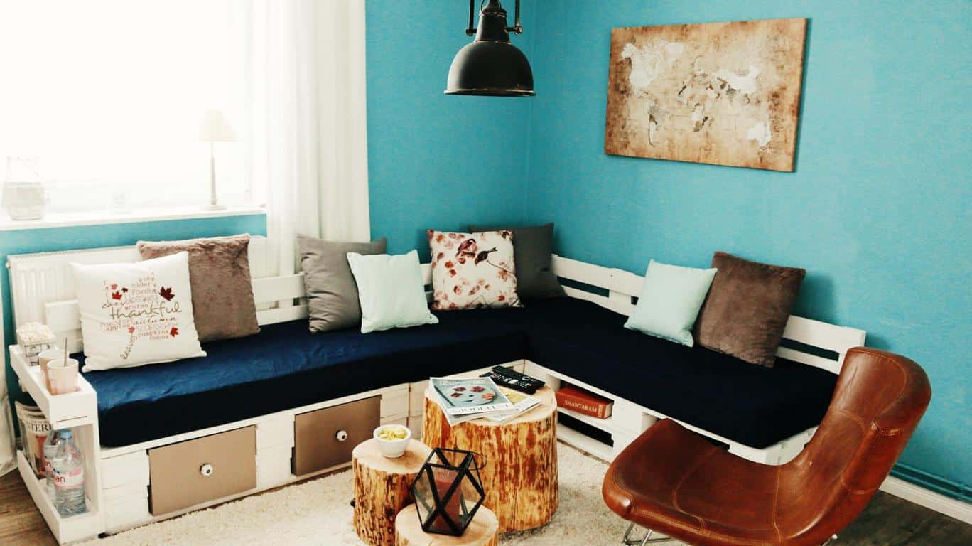 ᐅ Sofa Aus Europaletten Selber Bauen Kaufen Palettensofa