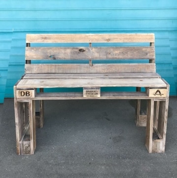 ᐅᐅ Hohe Sitzbank aus Europlatten | Europaletten Möbel Shop ᐅᐅ Hohe Sitzbank aus Europlatten | Europaletten Möbel Shop