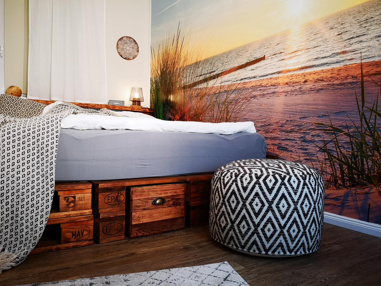 ᐅ Palettenbett selber bauen & kaufen | Europaletten Betten