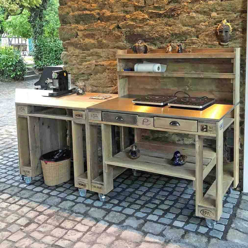 grilltisch-aus-paletten-ecke